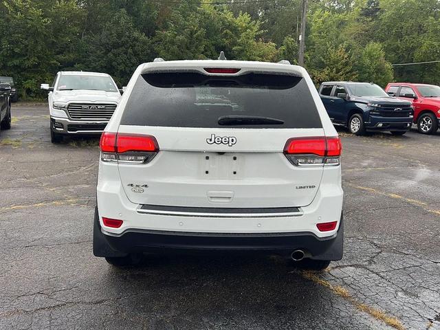 Photo of 2020 Bright White Clearcoat Jeep Grand Cherokee
