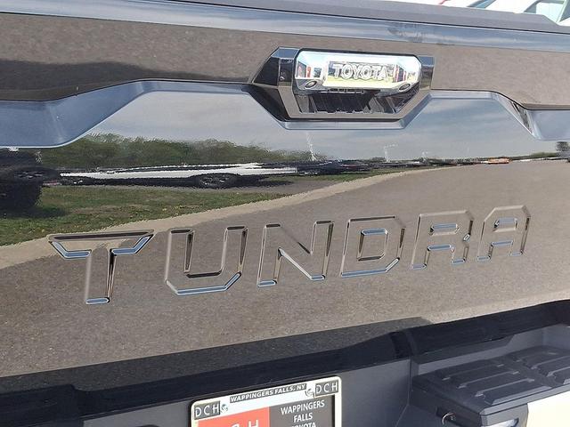 Photo of 2022 Midnight Black Metallic Toyota Tundra