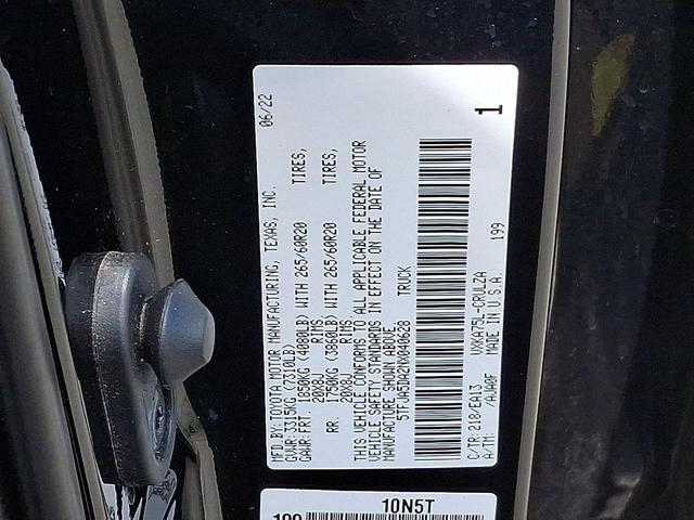 Photo of 2022 Midnight Black Metallic Toyota Tundra