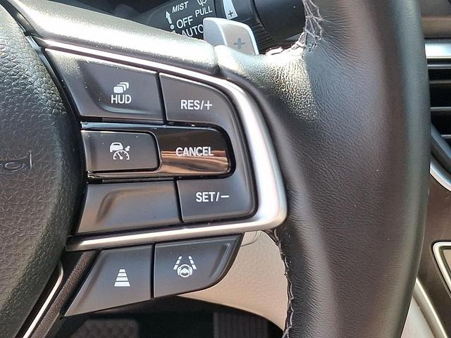 Photo of 2022 Platinum White Pearl Honda Accord Hybrid