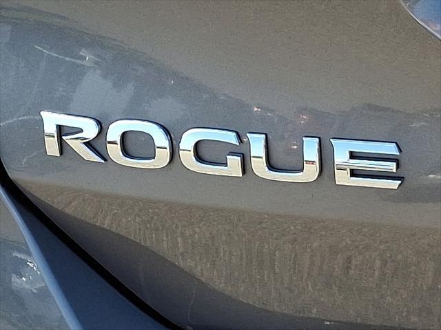 Photo of 2019 Gun Metallic Nissan Rogue