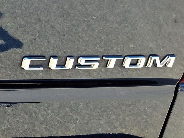 Photo of 2022 Northsky Blue Metallic Chevrolet Silverado 1500