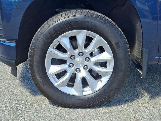 Photo of 2022 Northsky Blue Metallic Chevrolet Silverado 1500