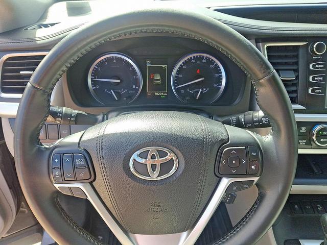 Photo of 2018 Charcoal Toyota Highlander