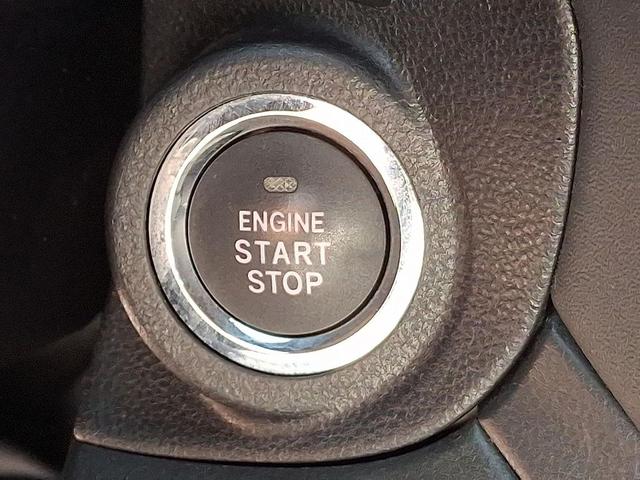 Photo of 2020 Gray Subaru Outback