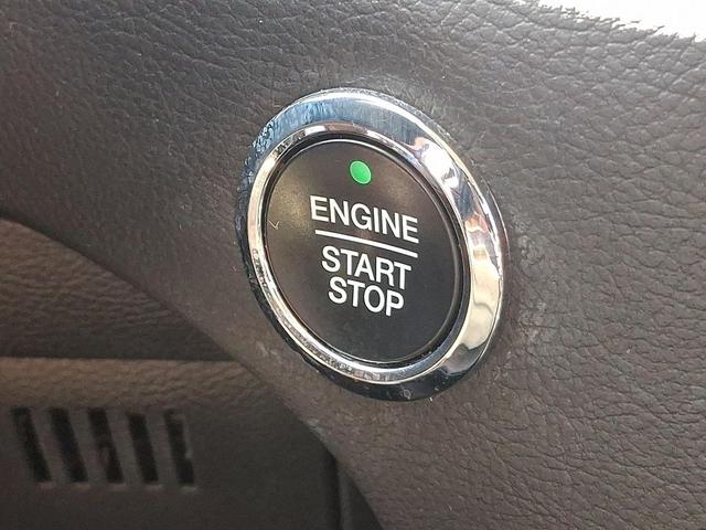 Photo of 2024 Blue Ford Edge