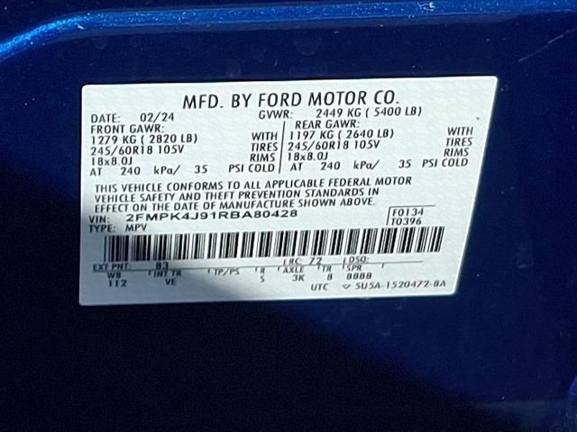 Photo of 2024 Blue Ford Edge