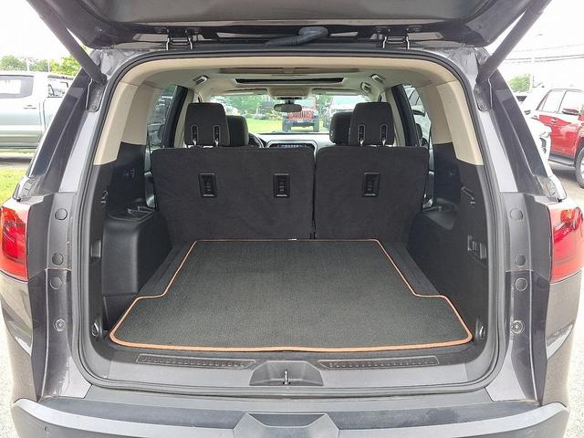 Photo of 2017 Iridium Metallic GMC Acadia