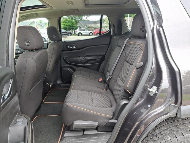 Photo of 2017 Iridium Metallic GMC Acadia