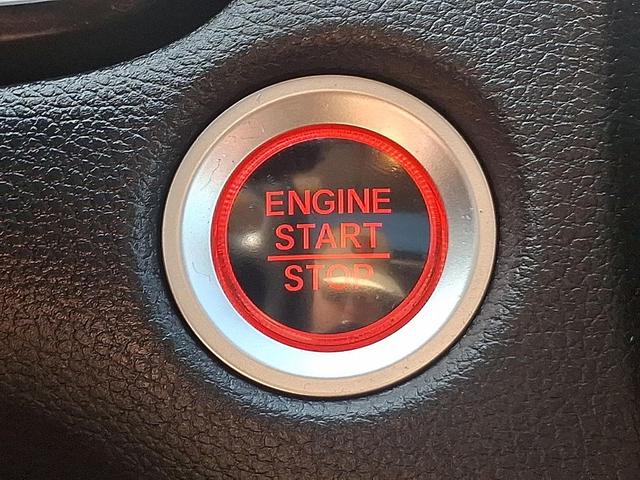 Photo of 2019 Crystal Black Pearl Honda CR-V