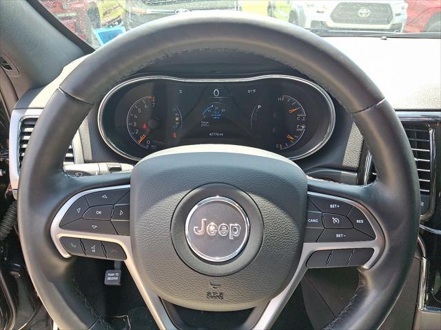 Photo of 2021 Diamond Black Crystal Pearlcoat Jeep Grand Cherokee