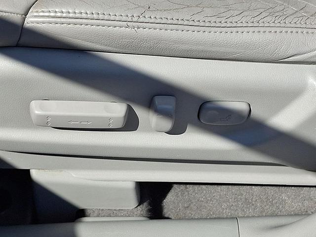 Photo of 2014 Basque Red Pearl II Honda CR-V
