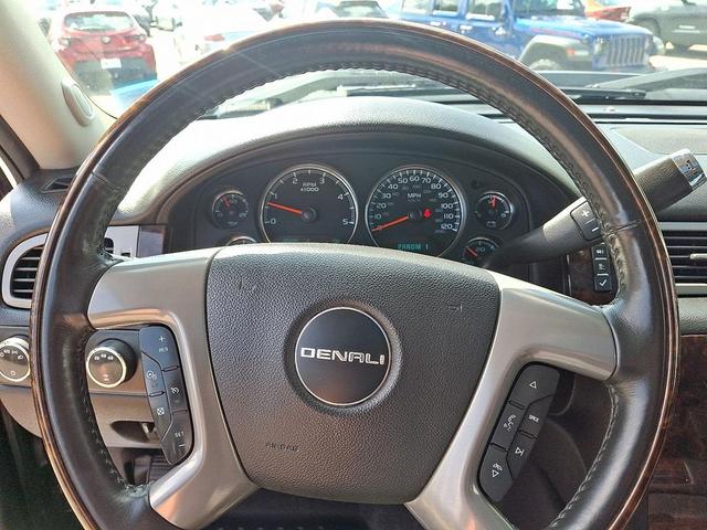 Photo of 2013 Onyx Black GMC Sierra 2500