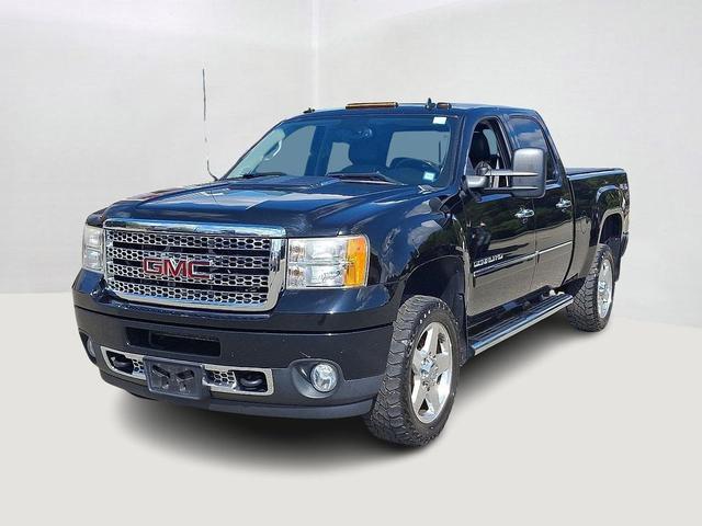 Photo of 2013 Onyx Black GMC Sierra 2500