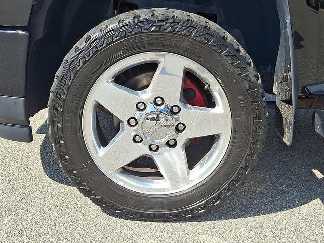 Photo of 2013 Onyx Black GMC Sierra 2500