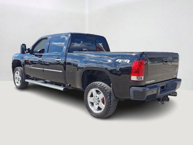 Photo of 2013 Onyx Black GMC Sierra 2500