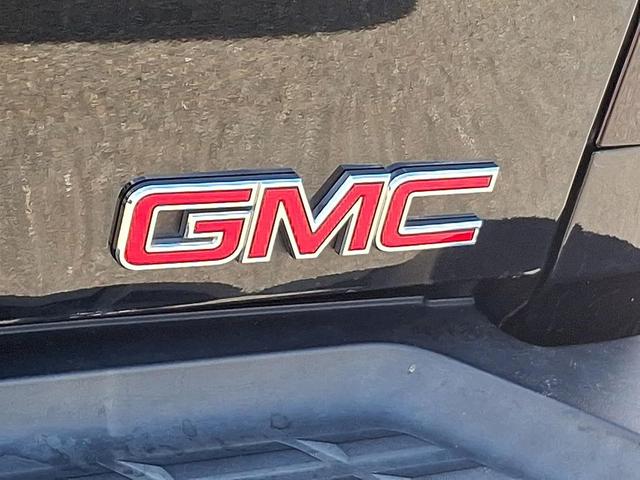 Photo of 2013 Onyx Black GMC Sierra 2500
