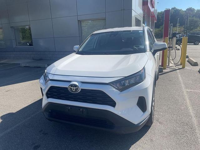 Photo of 2022 White Toyota RAV4