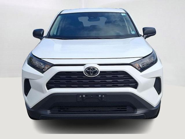 Photo of 2022 White Toyota RAV4