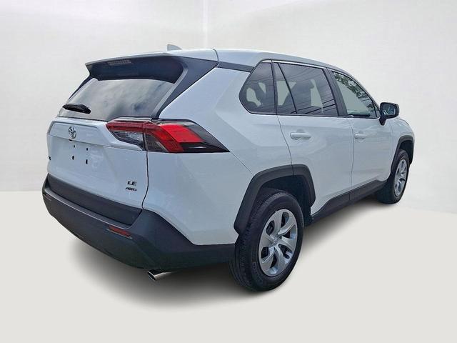 Photo of 2022 White Toyota RAV4