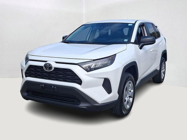 Photo of 2022 White Toyota RAV4