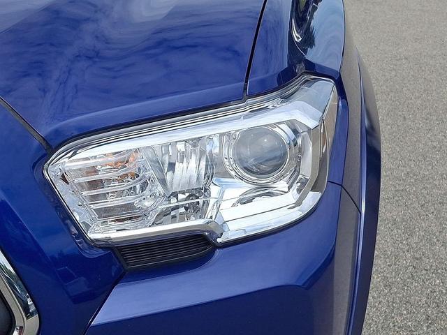 Photo of 2022 Blue Crush Metallic Toyota Tacoma