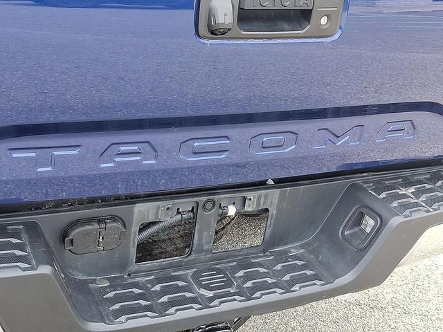 Photo of 2022 Blue Crush Metallic Toyota Tacoma