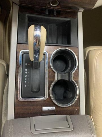 Photo of 2014 Blue Jeans Metallic Ford Expedition EL