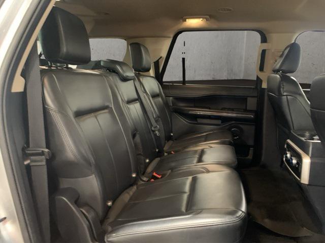 Photo of 2024 Silver Metallic Ford Expedition Max