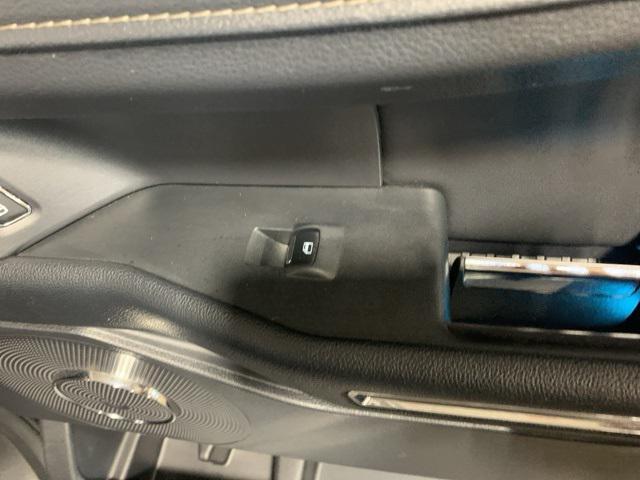Photo of 2024 Silver Metallic Ford Expedition Max