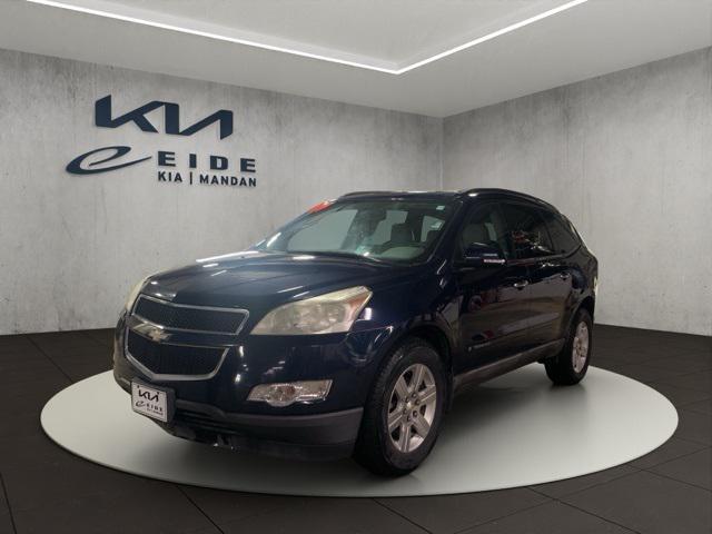 Photo of 2009 Dark Blue Metallic Chevrolet Traverse