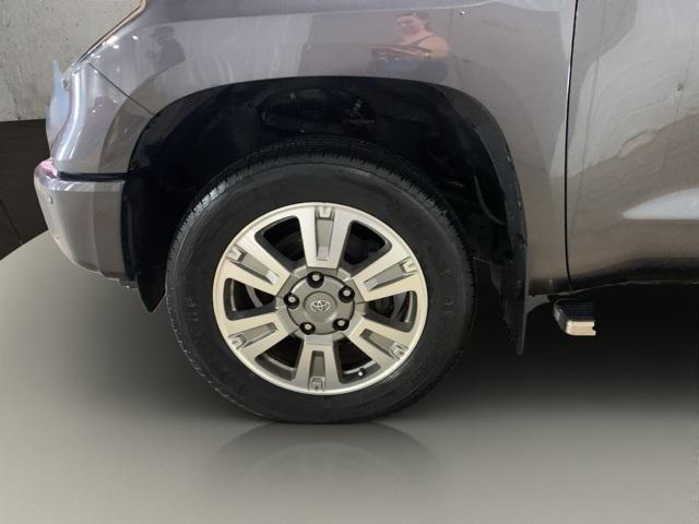 Photo of 2017 Magnetic Gray Metallic Toyota Tundra