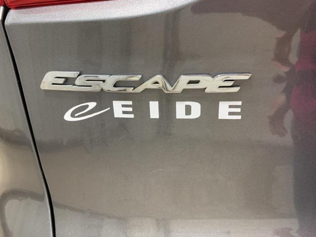 Photo of 2014 Sterling Gray Metallic Ford Escape
