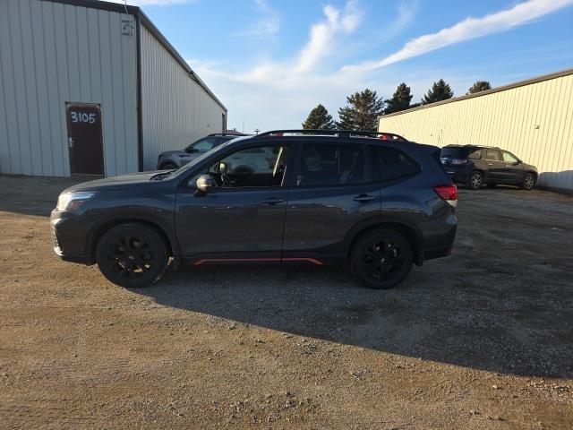 Photo of 2020 Magnetite Gray Metallic Subaru Forester