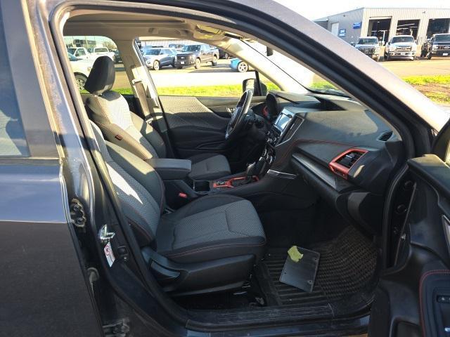 Photo of 2020 Magnetite Gray Metallic Subaru Forester