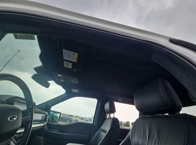 Photo of 2022 Oxford White Ford F-150