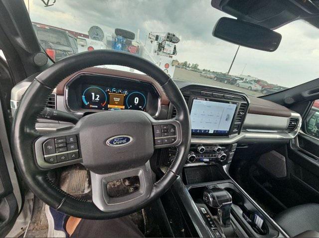 Photo of 2022 Oxford White Ford F-150