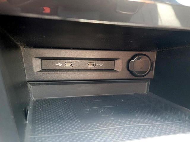 Photo of 2022 Deep Black Pearl Effect Volkswagen Tiguan