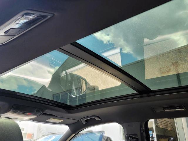 Photo of 2022 Deep Black Pearl Effect Volkswagen Tiguan