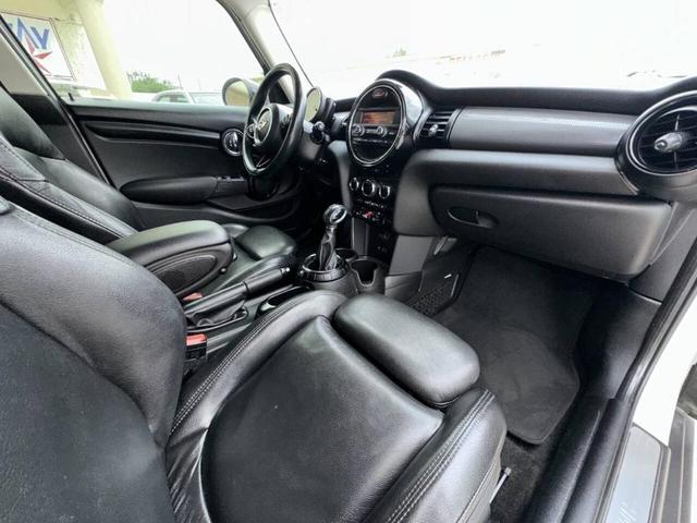 Photo of 2016 Silver MINI Hardtop