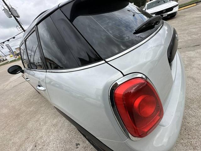Photo of 2016 Silver MINI Hardtop