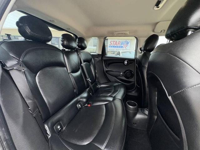 Photo of 2016 Silver MINI Hardtop