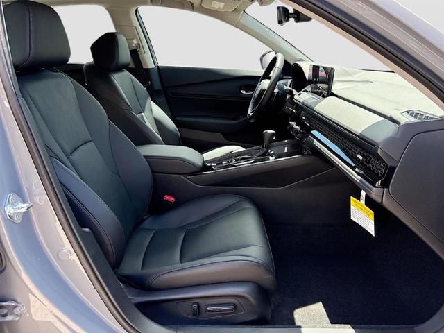 Photo of 2025 Urban Gray Pearl Honda Accord Hybrid