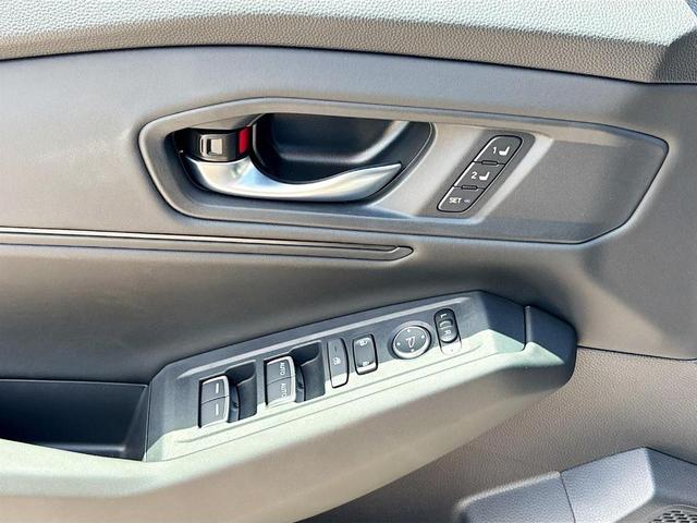 Photo of 2025 Urban Gray Pearl Honda Accord Hybrid