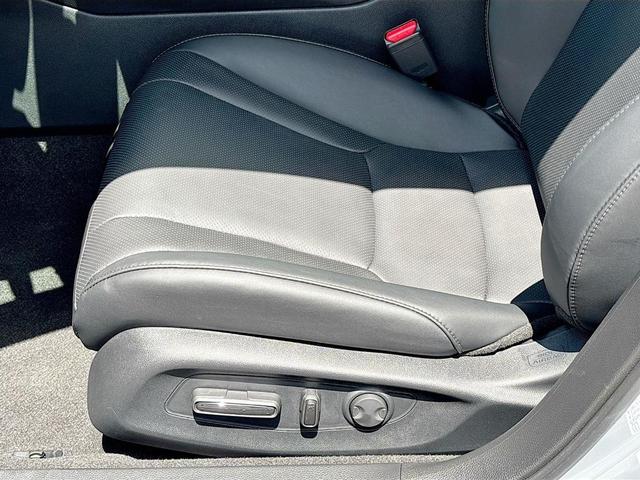 Photo of 2025 Urban Gray Pearl Honda Accord Hybrid
