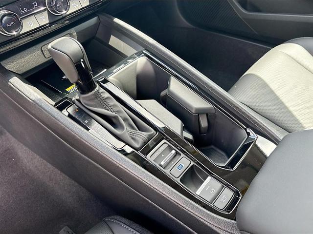 Photo of 2025 Meteorite Gray Metallic Honda Accord Hybrid