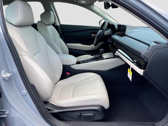 Photo of 2025 Urban Gray Pearl Honda Accord Hybrid