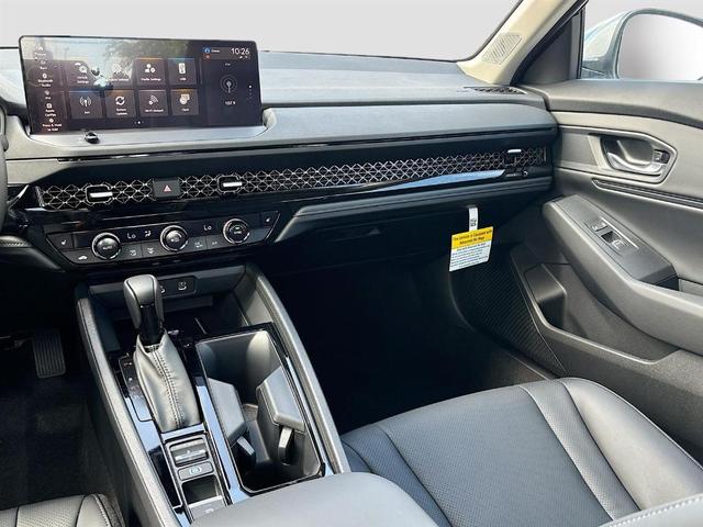Photo of 2025 Solar Silver Metallic Honda Accord Hybrid