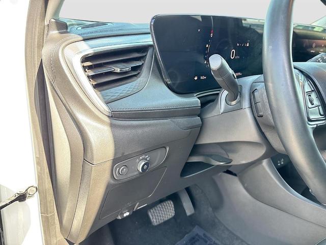 Photo of 2024 Summit White Buick Encore GX