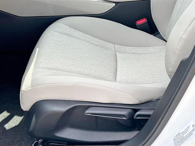 Photo of 2025 Platinum White Pearl Honda Accord